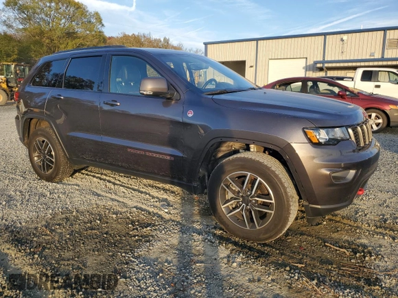 2020 Jeep Grand Cherokee Trailhawk with VIN 1C4RJFLT1LC190827, listed as a Copart auction lot 81197344 with 44,320 mi miles and Salvage title. Bid and sale history available at DreamBid. Image 4.