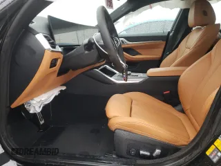 2022 BMW i4 M50 z VIN WBY33AW07PFP30186, wystawiony jako Copart lot #45886973 z przebiegiem Nie podano mil oraz . Historia ofert i sprzedaży dostępna na DreamBid. Obrazek 7.