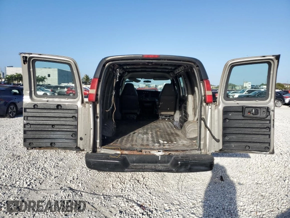 2009 GMC Savana Cargo Van with VIN 1GTFG15X091107882, listed as a Copart auction lot 47825745 with 357,222 mi miles and Salvage Title. Bid and sale history available at carsss.com. Image 6.