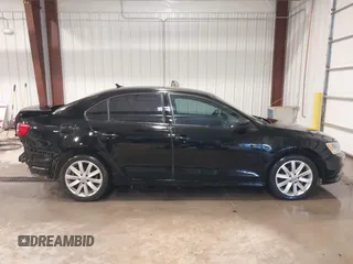 2015 Volkswagen Jetta Sedan 2.0L TDI SEL with VIN 3VWLA7AJ2FM341784, listed as a IAAI auction lot 41577281 with 139,688 mi miles. Bid and sale history available at carsss.com. Image 14.