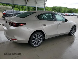 2024 Mazda 3 S Preferred with VIN 3MZBPACM9RM414491, listed as a Copart auction lot 58366595 with 31,689 mi miles and Clean title. Bid and sale history available at DreamBid. Image 3.