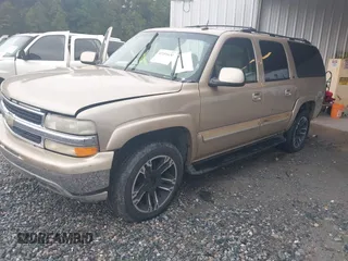 2005 Chevrolet Suburban LT z VIN 1GNFK16Z35J213484, wystawiony jako IAAI lot #42251630 z przebiegiem 384 604 mil mil oraz . Historia ofert i sprzedaży dostępna na DreamBid. Obrazek 2.