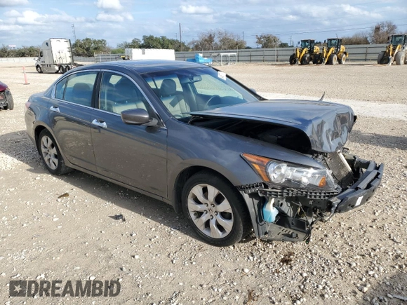 2010 Honda Accord EX-L z VIN 1HGCP3F86AA000301, wystawiony jako Copart lot #84867284 z przebiegiem Nie podano mil oraz Szkoda całkowita • Salvage title. Historia ofert i sprzedaży dostępna na DreamBid. Obrazek 4.