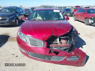 2015 Lincoln MKZ with VIN 3LN6L2G92FR619379, listed as a IAAI auction lot 41637555 with 147,343 mi miles. Bid and sale history available at carsss.com. Image 11.