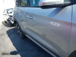 2017 Hyundai Tucson Value with VIN KM8J33A25HU468142, listed as a IAAI auction lot 41382131 with 1 mi miles. Bid and sale history available at carsss.com. Image 13.