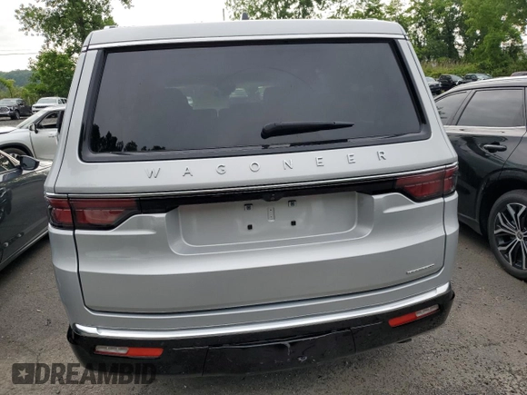 2024 Jeep Wagoneer Series II Carbide with VIN 1C4SJVBP8RS151165, listed as a Copart auction lot 61216845 with 5,315 mi miles and Salvage title. Bid and sale history available at DreamBid. Image 6.
