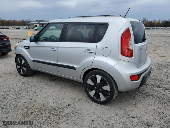 2013 Kia Soul with VIN KNDJT2A58D7760384, listed as a Copart auction lot 82323404 with 68,819 mi miles and Salvage Title. Bid and sale history available at carsss.com. Image 2.