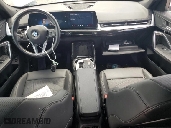 2024 BMW X1 xDrive28i with VIN WBX73EF07R5007427, listed as a Copart auction lot 64377815 with 25,783 mi miles and Clean title. Bid and sale history available at DreamBid. Image 8.