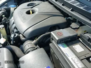 2012 Hyundai Elantra Limited с VIN KMHDH4AE8CU310045, выставлен на аукционе IAAI как лот 42498504 с пробегом 50 422 миль миль и . История ставок и продаж доступна на DreamBid. Изображение 18.