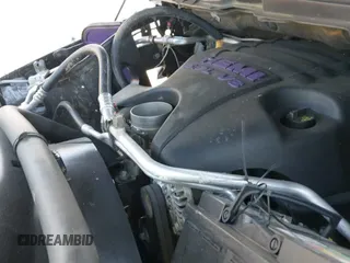 2018 Ram 1500 Big Horn z VIN 1C6RR7LT4JS156342, wystawiony jako IAAI lot #42788310 z przebiegiem 134 867 mil mil oraz . Historia ofert i sprzedaży dostępna na DreamBid. Obrazek 19.