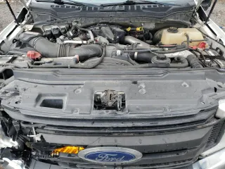 2017 Ford F-350 Platinum z VIN 1FT8W3BT4HEE75790, wystawiony jako Copart lot #53556105 z przebiegiem 546 574 mil mil oraz Szkoda całkowita • Salvage title. Historia ofert i sprzedaży dostępna na DreamBid. Obrazek 11.