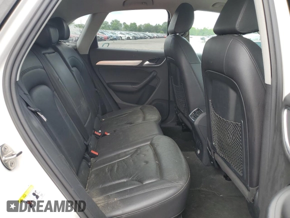 2015 Audi Q3 Premium Plus with VIN WA1EFCFS3FR003181, listed as a Copart auction lot 60117365 with 174,934 mi miles and Clean title. Bid and sale history available at DreamBid. Image 10.