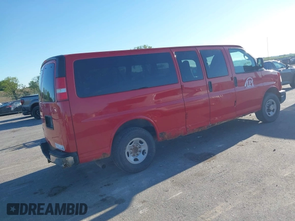2012 Chevrolet Express Passenger 1LT z VIN 1GAZG1FA1C1191489, wystawiony jako IAAI lot #42302947 z przebiegiem 209 618 mil mil oraz . Historia ofert i sprzedaży dostępna na DreamBid. Obrazek 4.