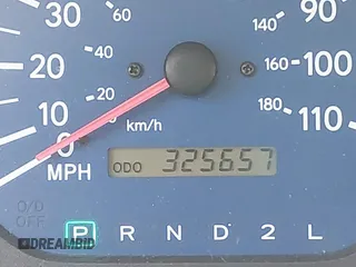 2001 Toyota Sienna CE with VIN 4T3ZF19C91U351141, listed as a IAAI auction lot 41608484 with 325,657 mi miles. Bid and sale history available at carsss.com. Image 16.