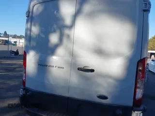 2018 Ford Transit с VIN 1FTYR2DM2JKA73863, выставлен на аукционе IAAI как лот 41656343 с пробегом 120 635 миль миль и . История ставок и продаж доступна на DreamBid. Изображение 16.
