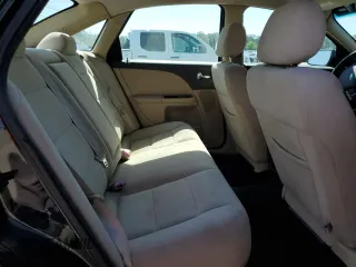 2008 Ford Taurus SEL z VIN 1FAHP24W88G144977, wystawiony jako Copart lot #52887835 z przebiegiem 164 530 mil mil oraz Szkody całkowita. Historia ofert i sprzedaży dostępna na DreamBid. Obrazek 10.