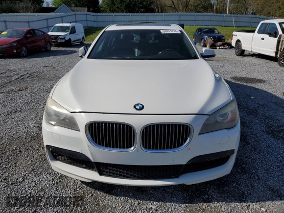 2012 BMW 7 Series 750Li z VIN WBAKB8C53CC852495, wystawiony jako Copart lot #50811745 z przebiegiem 155 512 mil mil oraz Szkoda całkowita • Salvage title. Historia ofert i sprzedaży dostępna na DreamBid. Obrazek 5.