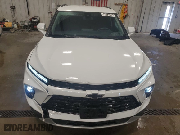 2024 Chevrolet Blazer LT z VIN 3GNKBHR46RS182730, wystawiony jako Copart lot #52231375 z przebiegiem 11 601 mil mil oraz Szkoda całkowita • Salvage title. Historia ofert i sprzedaży dostępna na DreamBid. Obrazek 5.