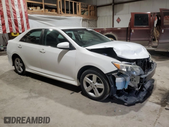 2014 Toyota Camry L with VIN 4T1BF1FKXEU780669, listed as a Copart auction lot 88699685 with 86,208 mi miles and Salvage Title. Bid and sale history available at carsss.com. Image 4.