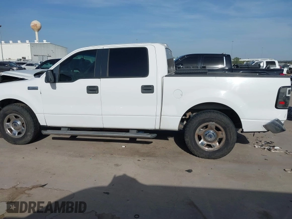 2006 Ford F-150 XLT with VIN 1FTPW12V16FB40883, listed as a IAAI auction lot 41839435 with 196,952 mi miles. Bid and sale history available at carsss.com. Image 15.