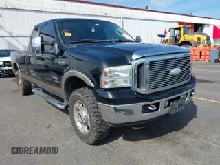 2006 Ford F-250 XL z VIN 1FTSX21P76ED25414, wystawiony jako IAAI lot #42208144 z przebiegiem Nie podano mil oraz . Historia ofert i sprzedaży dostępna na DreamBid. Obrazek 1.