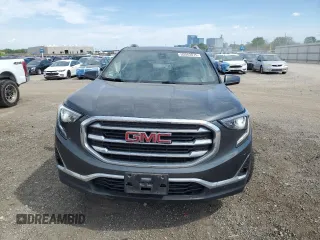 2020 GMC Terrain SLT z VIN 3GKALVEV2LL169266, wystawiony jako Copart lot #55943075 z przebiegiem 105 215 mil mil oraz Szkoda całkowita • Salvage title. Historia ofert i sprzedaży dostępna na DreamBid. Obrazek 5.