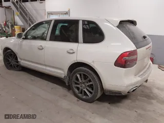 2008 Porsche Cayenne with VIN WP1AA29P88LA11043, listed as a IAAI auction lot 41433208 with 167,750 mi miles. Bid and sale history available at carsss.com. Image 3.