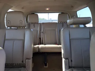 2010 Ford Expedition Eddie Bauer z VIN 1FMJU1H54AEA34439, wystawiony jako Copart lot #48738525 z przebiegiem 172 116 mil mil oraz Czysty tytuł • Clean title. Historia ofert i sprzedaży dostępna na DreamBid. Obrazek 10.