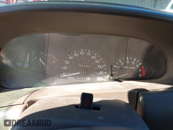 2002 Ford Escort ZX2 Standard z VIN 3FAFP11382R198680, wystawiony jako IAAI lot #41420862 z przebiegiem 184 102 mil mil oraz . Historia ofert i sprzedaży dostępna na DreamBid. Obrazek 7.