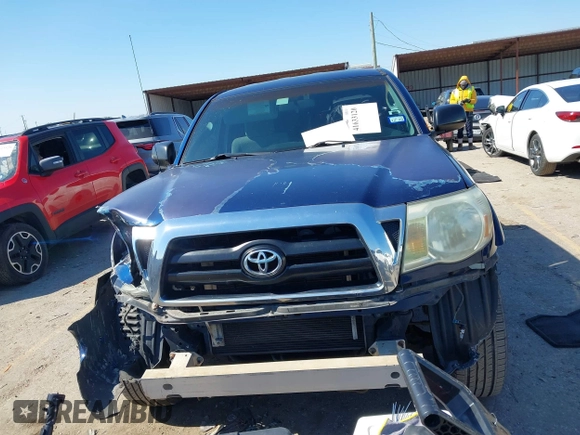 2008 Toyota Tacoma PreRunner with VIN 5TEJU62N28Z544094, listed as a IAAI auction lot 41633120 with 165,795 mi miles. Bid and sale history available at carsss.com. Image 13.