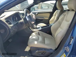 2015 Volvo V60 T5 Drive-E Premier with VIN YV140MEK2F1234446, listed as a Copart auction lot 64324364 with 82,064 mi miles and Salvage Title. Bid and sale history available at carsss.com. Image 7.