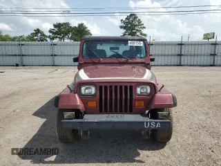 1987 Jeep Wrangler z VIN 2BCCV8137HB529480, wystawiony jako Copart lot #60081245 z przebiegiem 717 279 mil mil oraz Czysty tytuł • Clean title. Historia ofert i sprzedaży dostępna na DreamBid. Obrazek 5.