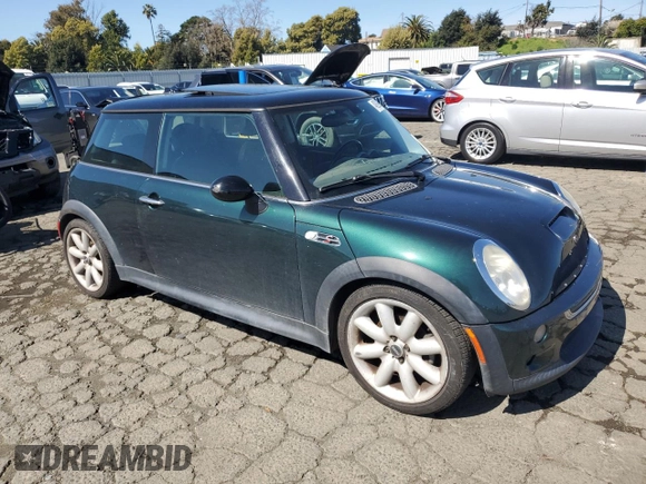 2003 MINI Hardtop S with VIN WMWRE33473TD67280, listed as a Copart auction lot 49298995 with Not Provided miles and Salvage Title. Bid and sale history available at DreamBid. Image 4.