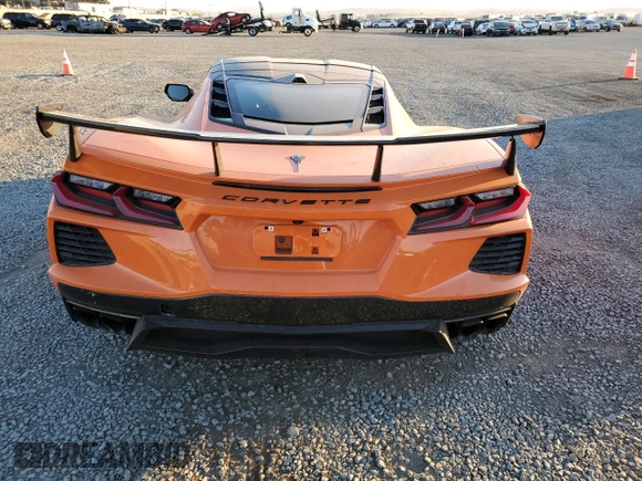 2024 Chevrolet Corvette 2LT z VIN 1G1YB2D43R5125766, wystawiony jako Copart lot #88470315 z przebiegiem Nie podano mil oraz Szkoda całkowita • Salvage title. Historia ofert i sprzedaży dostępna na DreamBid. Obrazek 6.