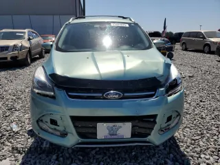 2013 Ford Escape Titanium with VIN 1FMCU0J95DUD15353, listed as a Copart auction lot 53604625 with 49,652 mi miles and Salvage Title. Bid and sale history available at carsss.com. Image 5.