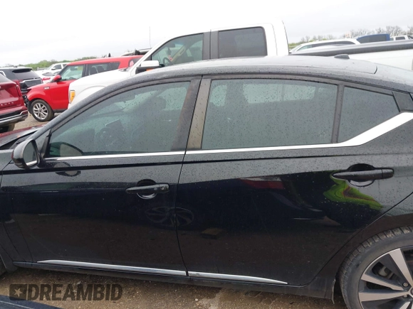 2020 Nissan Altima SR z VIN 1N4BL4CV9LC139759, wystawiony jako IAAI lot #41916220 z przebiegiem 73 270 mil mil oraz . Historia ofert i sprzedaży dostępna na DreamBid. Obrazek 14.