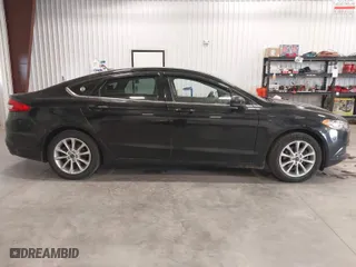 2017 Ford Fusion SE with VIN 3FA6P0HD9HR263313, listed as a IAAI auction lot 41911669 with 183,627 mi miles. Bid and sale history available at carsss.com. Image 13.