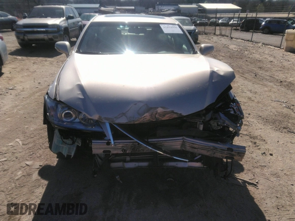 2010 Lexus ES 330 with VIN JTHBK1EG0A2399298, listed as a IAAI auction lot 41853926 with 92,309 mi miles and . Bid and sale history available at DreamBid. Image 12.