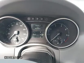 2010 Mercedes-Benz M 350 z VIN 4JGBB5GB7AA596447, wystawiony jako IAAI lot #42199553 z przebiegiem 264 081 mil mil oraz . Historia ofert i sprzedaży dostępna na DreamBid. Obrazek 7.