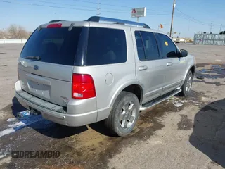 2005 Ford Explorer Limited z VIN 1FMZU75W35UB07749, wystawiony jako IAAI lot #41995233 z przebiegiem Nie podano mil oraz . Historia ofert i sprzedaży dostępna na DreamBid. Obrazek 4.