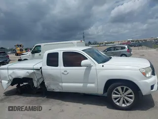2015 Toyota Tacoma with VIN 5TFTX4CN7FX057092, listed as a IAAI auction lot 39318808 with 108,050 mi miles and . Bid and sale history available at DreamBid. Image 13.
