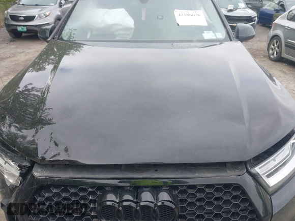2018 Audi Q7 Premium Plus z VIN WA1LHAF7XJD049338, wystawiony jako IAAI lot #42286676 z przebiegiem 103 462 mil mil oraz . Historia ofert i sprzedaży dostępna na DreamBid. Obrazek 10.