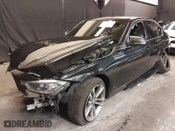 2015 BMW 3 Series 335i xDrive with VIN WBA3B9G55FNR93551, listed as a IAAI auction lot 40905863 with 95,000 mi miles and . Bid and sale history available at carsss.com. Image 17.