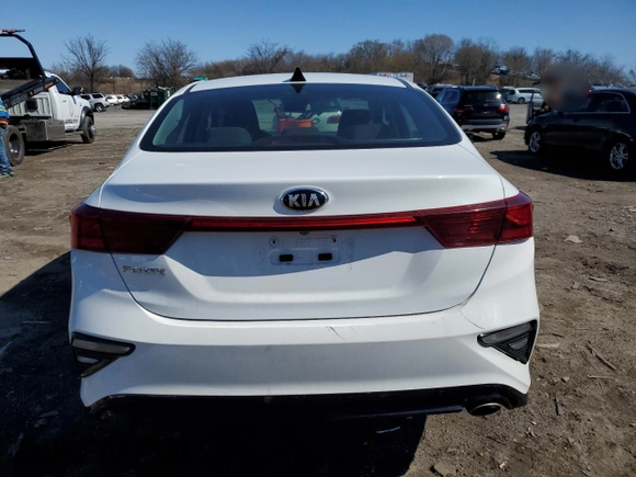 2021 Kia Forte FE with VIN 3KPF24AD0ME354627, listed as a Copart auction lot 49857375 with 69,387 mi miles and Salvage Title. Bid and sale history available at DreamBid. Image 6.