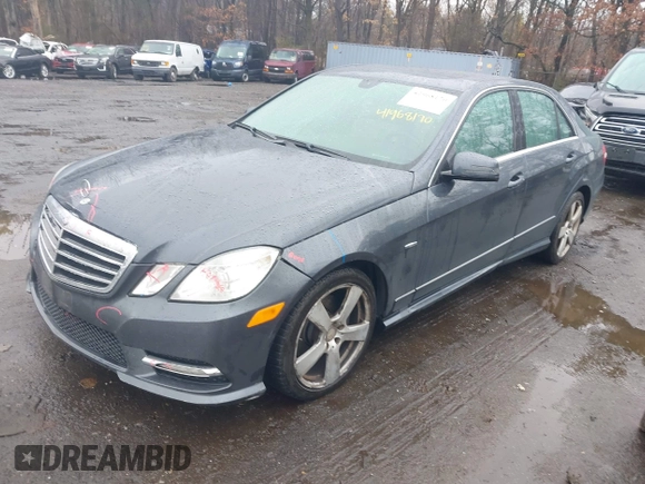 2012 Mercedes-Benz E-Class E 350 Luxury with VIN WDDHF8JB4CA568417, listed as a IAAI auction lot 41968170 with 212,597 mi miles. Bid and sale history available at carsss.com. Image 18.