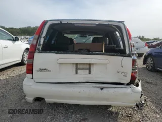 2000 Volvo V70 with VIN YV1LW61J5Y2731717, listed as a Copart auction lot 73036744 with 0 mi miles and Salvage Title. Bid and sale history available at carsss.com. Image 6.