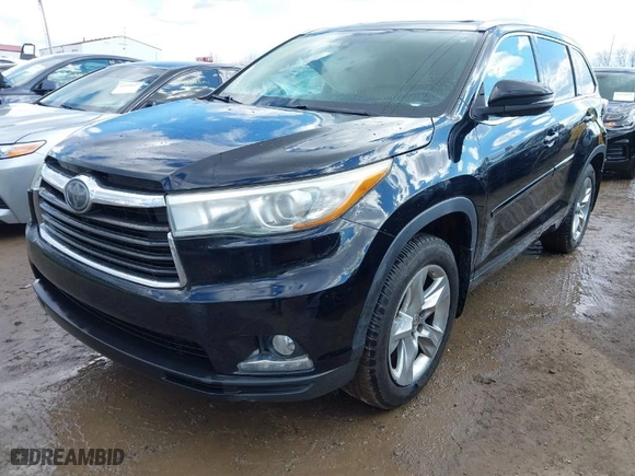 2015 Toyota Highlander Limited with VIN 5TDDKRFH5FS174178, listed as a IAAI auction lot 41671991 with 190,575 mi miles. Bid and sale history available at carsss.com. Image 2.