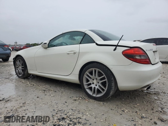 2009 Mercedes-Benz SLK 280 with VIN WDBWK54F99F192642, listed as a Copart auction lot 59581975 with 130,218 mi miles and Salvage title. Bid and sale history available at DreamBid. Image 2.