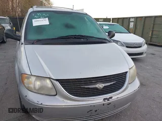 2004 Chrysler Town & Country Touring with VIN 2C4GP54L04R518553, listed as a IAAI auction lot 41031132 with 195,652 mi miles and . Bid and sale history available at DreamBid. Image 6.