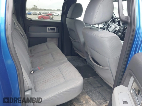 2011 Ford F-150 XL with VIN 1FTFW1EF0BFA37402, listed as a IAAI auction lot 41622872 with 212,279 mi miles. Bid and sale history available at carsss.com. Image 8.